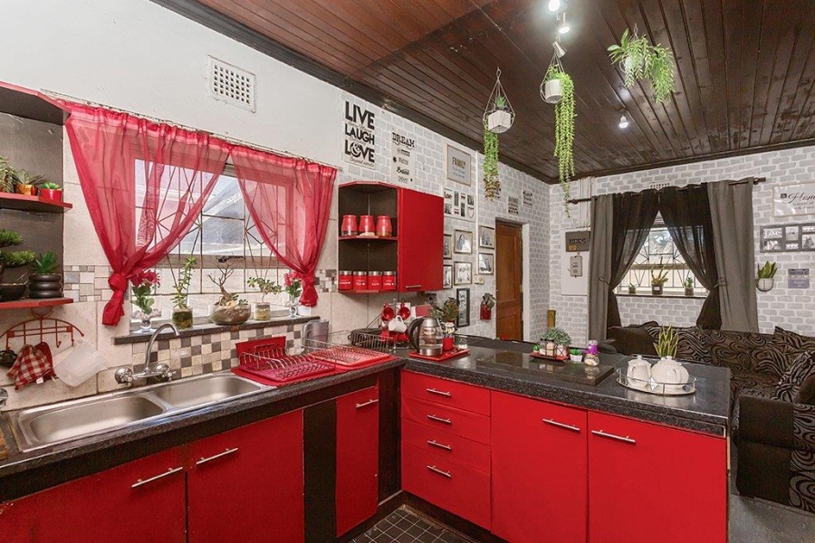 2 Bedroom Property for Sale in Brooklyn Western Cape
